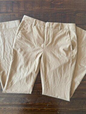 Banana Republic tan bootcut pants in a size 2
